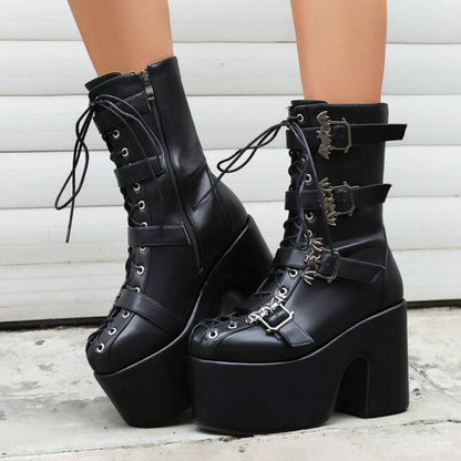 Bottines gothiques à plateforme : Élevez Votre Style avec Élégance