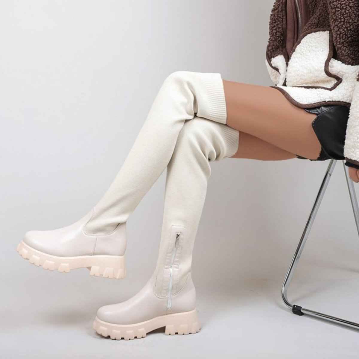 Bottes Femme Montantes à Semelle Compensée Contrastée, chaussures d'hiver tendance